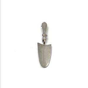 Silver Spade Pin